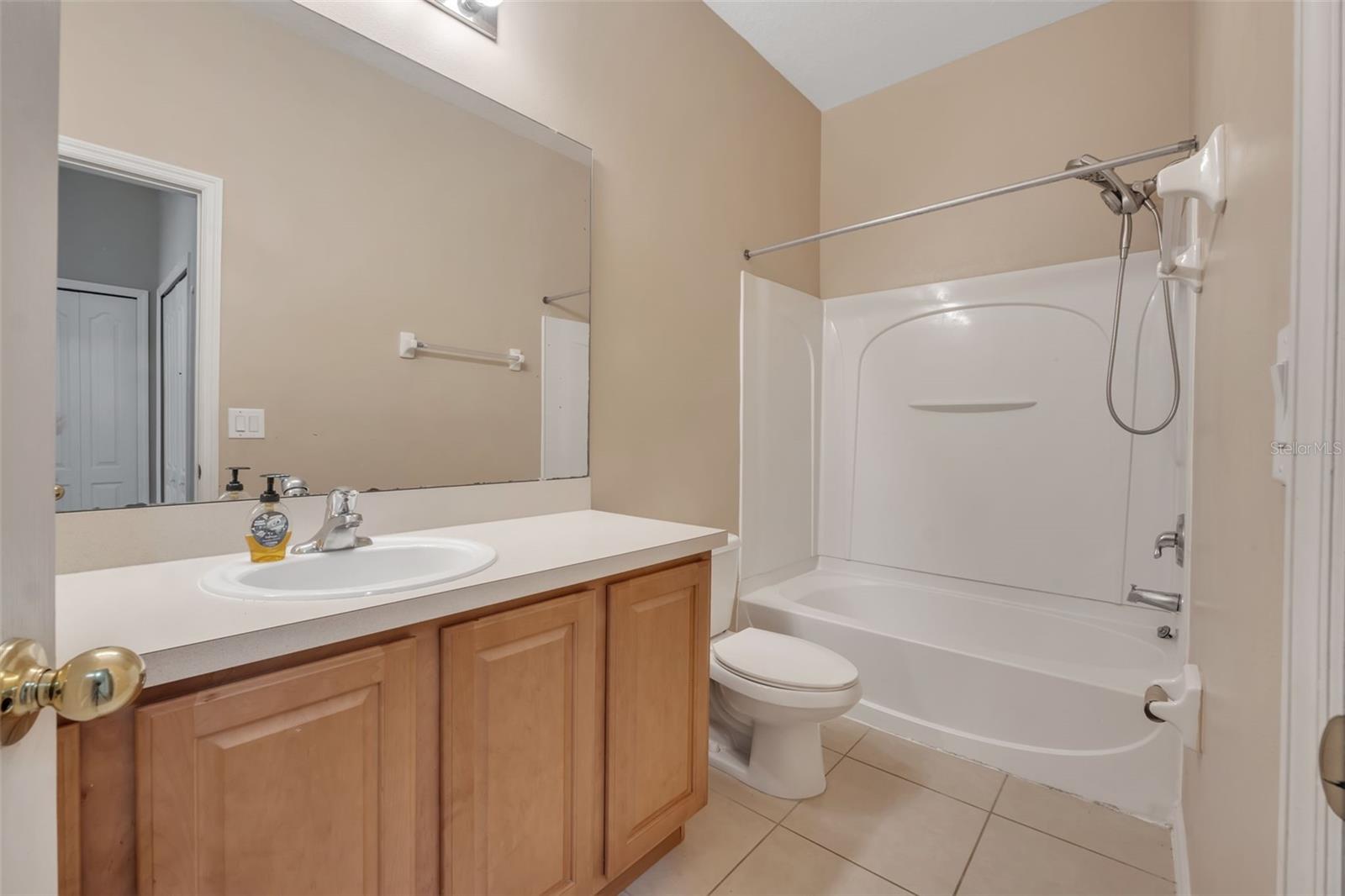 430 ASHLEY BROOKE CT #B, APOPKA, FL, 32712