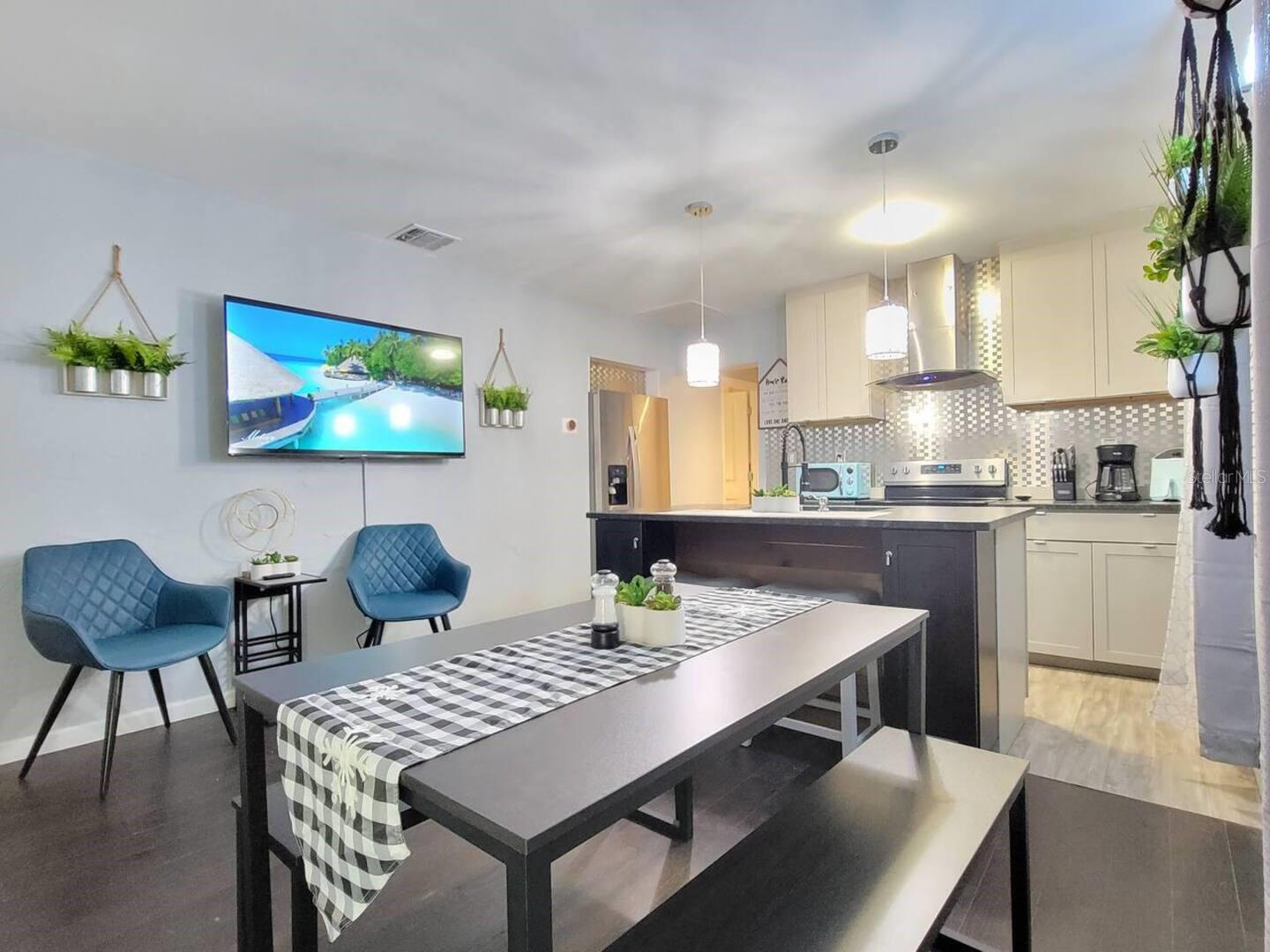 2115 45TH ST S, ST PETERSBURG, FL, 33711