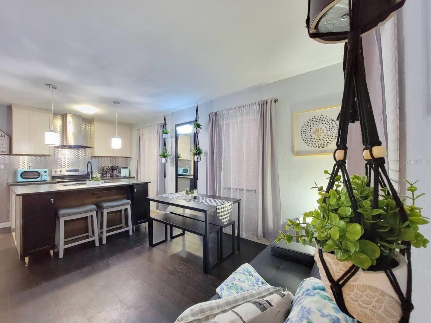 2115 45TH ST S, ST PETERSBURG, FL, 33711