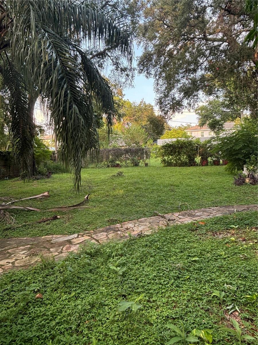 4013 W INMAN AVE, TAMPA, FL, 33609