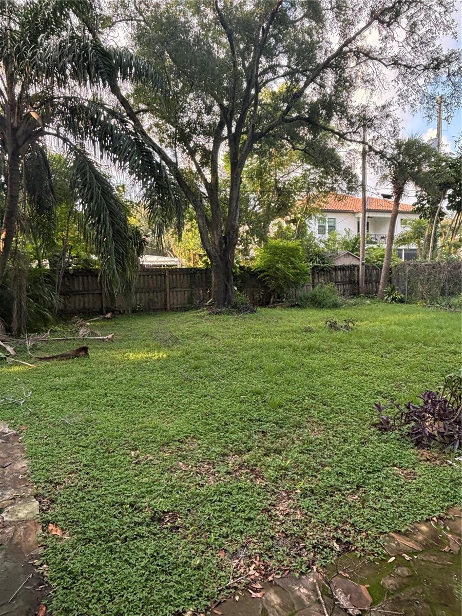 4013 W INMAN AVE, TAMPA, FL, 33609