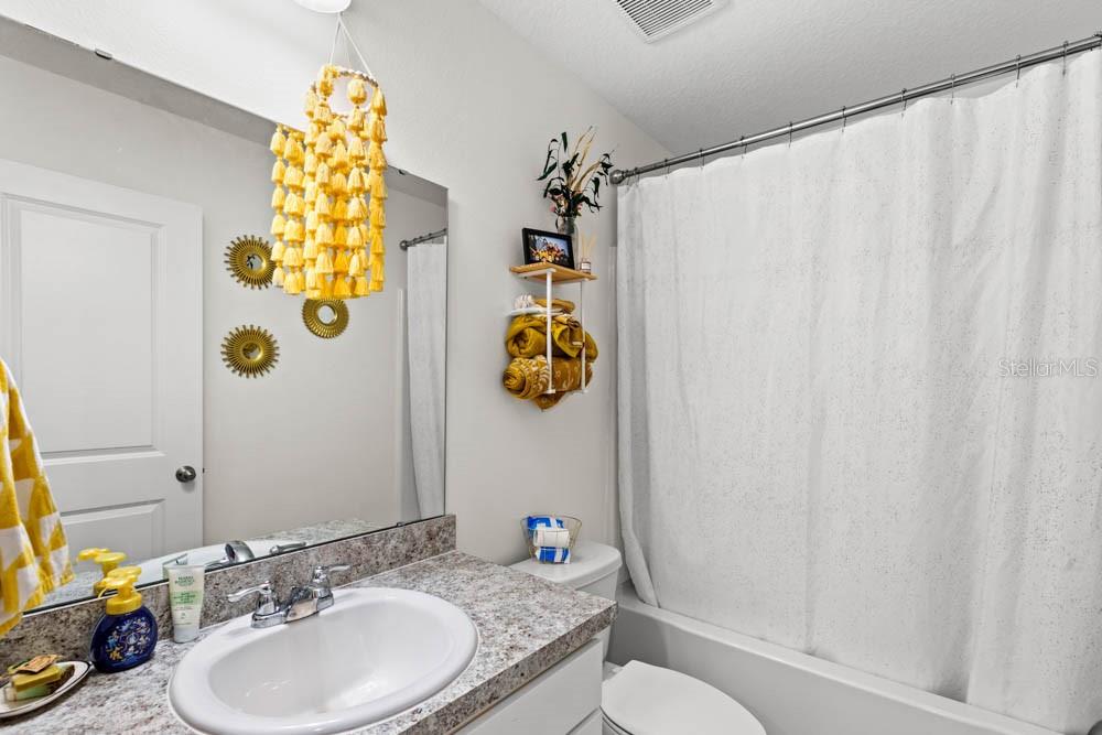 1679 BEAR MOUNTAIN LN, MINNEOLA, FL, 34715
