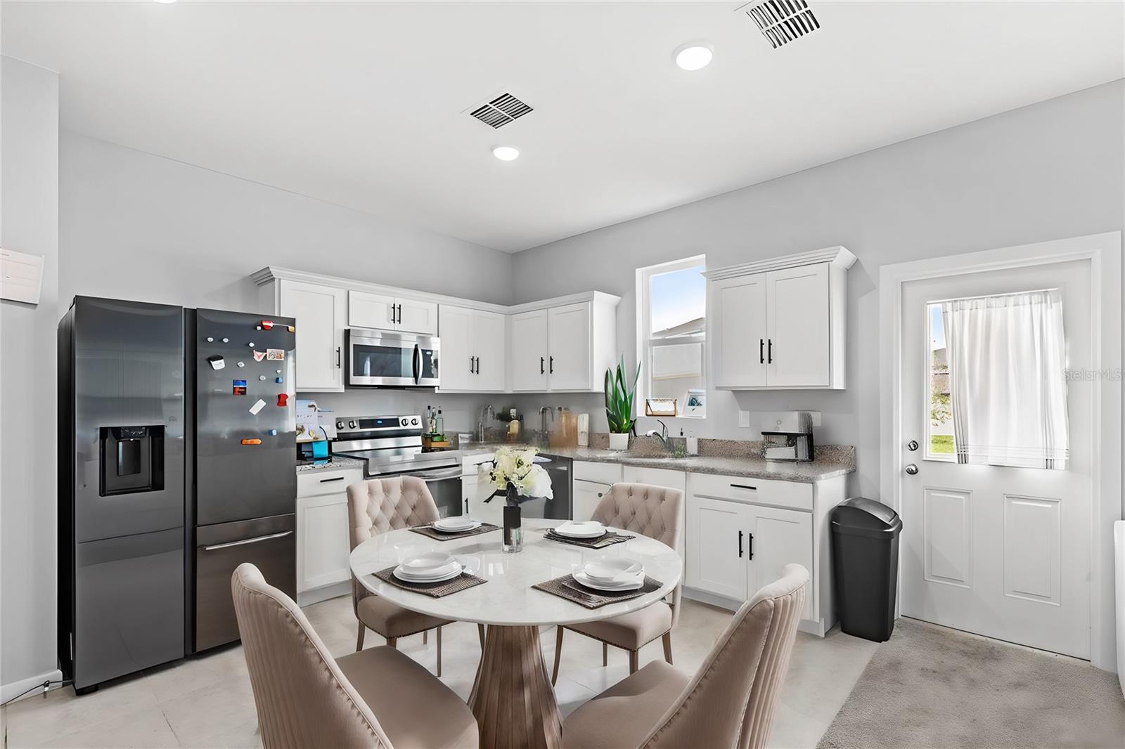 1679 BEAR MOUNTAIN LN, MINNEOLA, FL, 34715