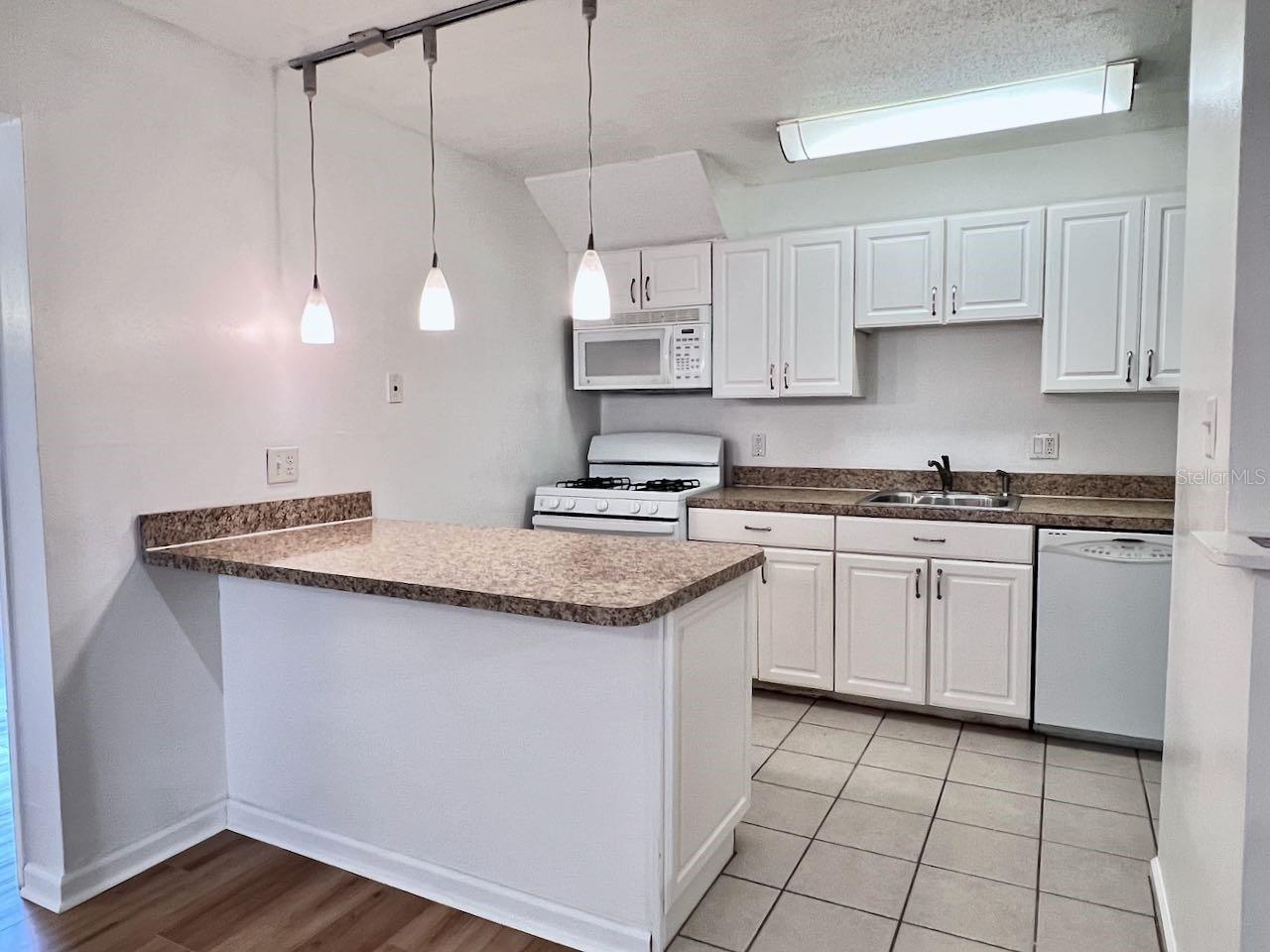 1700 SW 16TH CT #E29, GAINESVILLE, FL, 32608