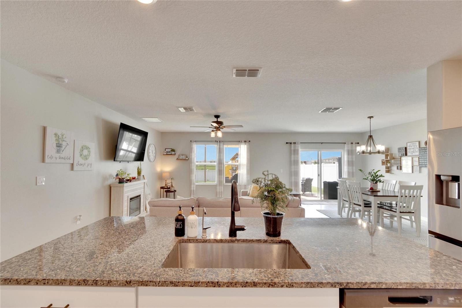 13305 GREAT PLAINS DR, RIVERVIEW, FL, 33579