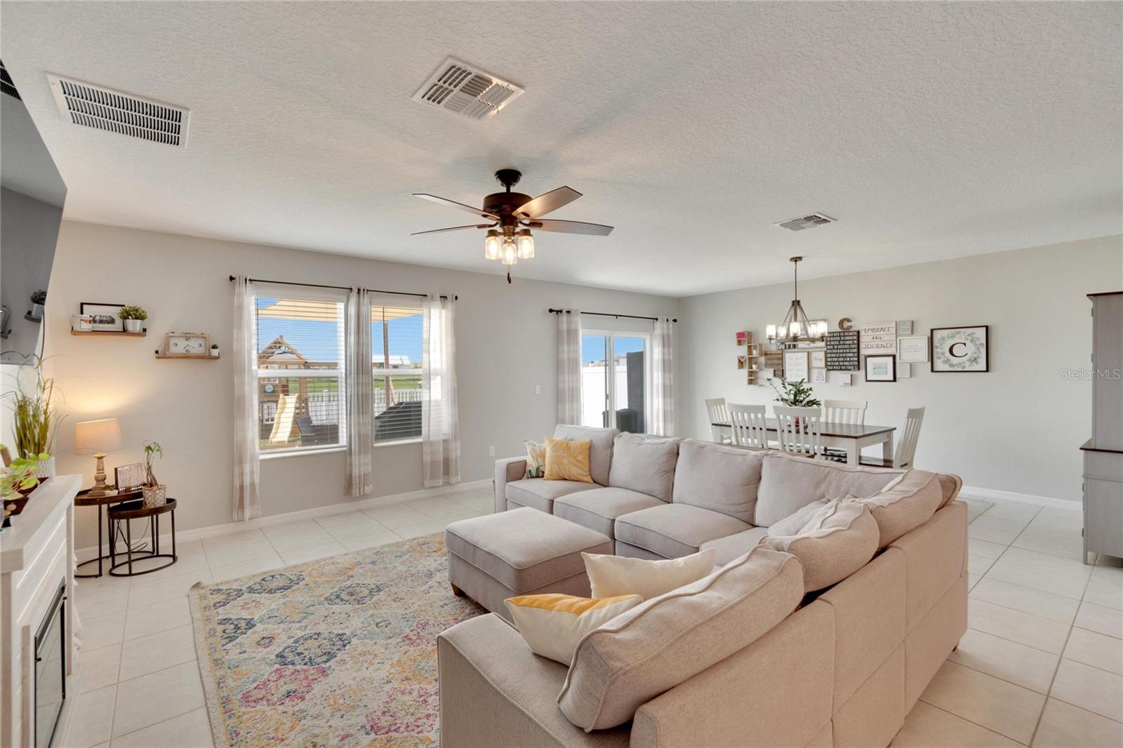 13305 GREAT PLAINS DR, RIVERVIEW, FL, 33579