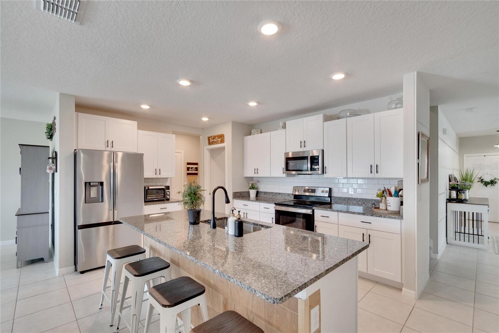 13305 GREAT PLAINS DR, RIVERVIEW, FL, 33579