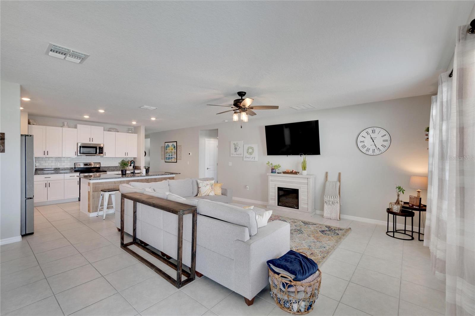 13305 GREAT PLAINS DR, RIVERVIEW, FL, 33579