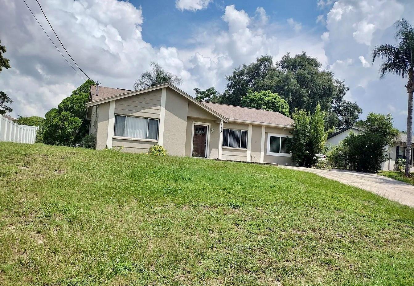 2255 RIO CIR, SPRING HILL, FL, 34608