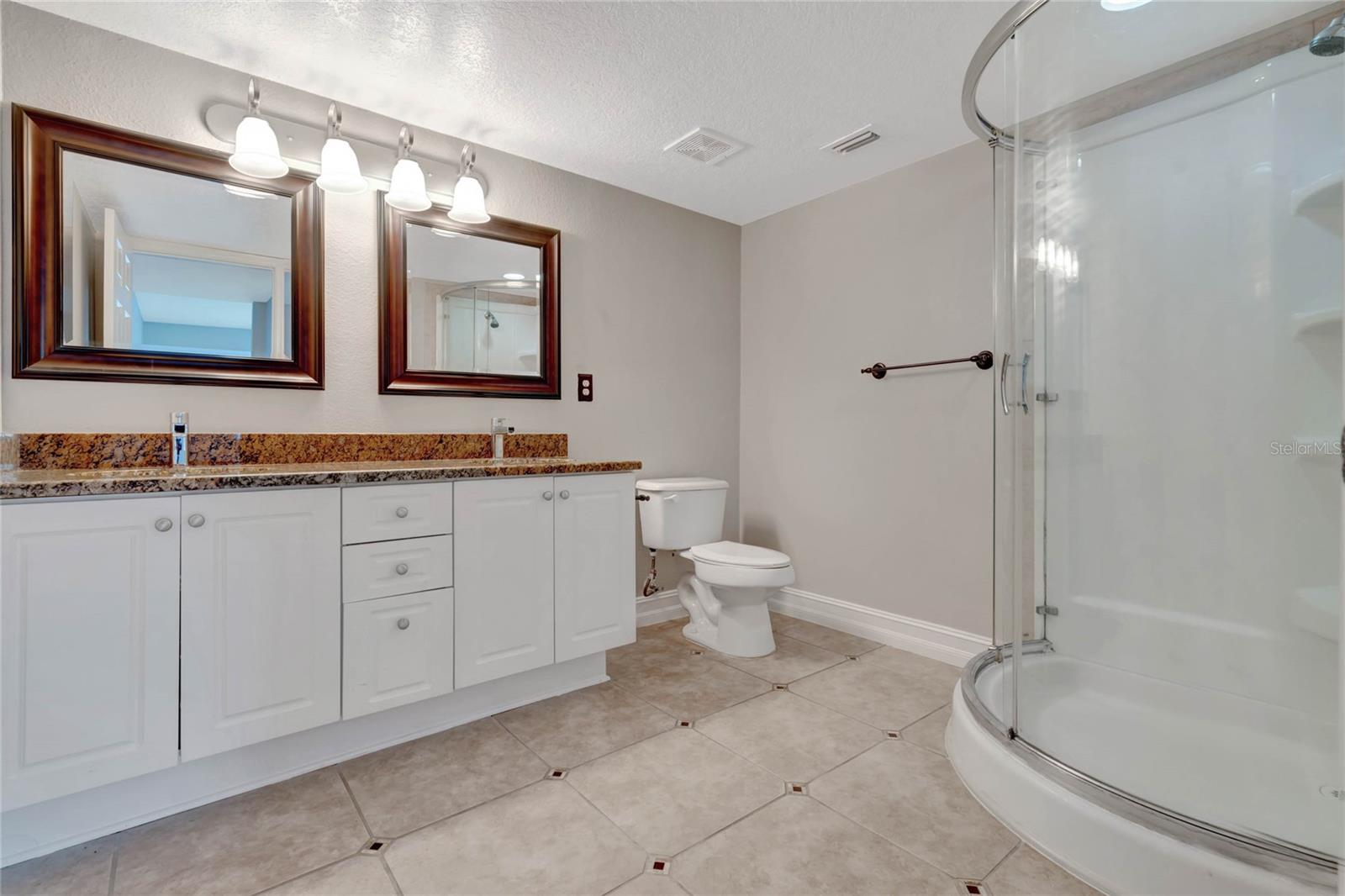 165 N PEARL LAKE CSWY #100, ALTAMONTE SPRINGS, FL, 32714