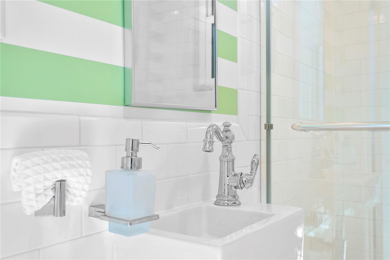 155 5TH AVE N, ST PETERSBURG, FL, 33701