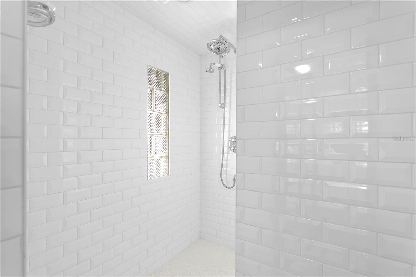 155 5TH AVE N, ST PETERSBURG, FL, 33701