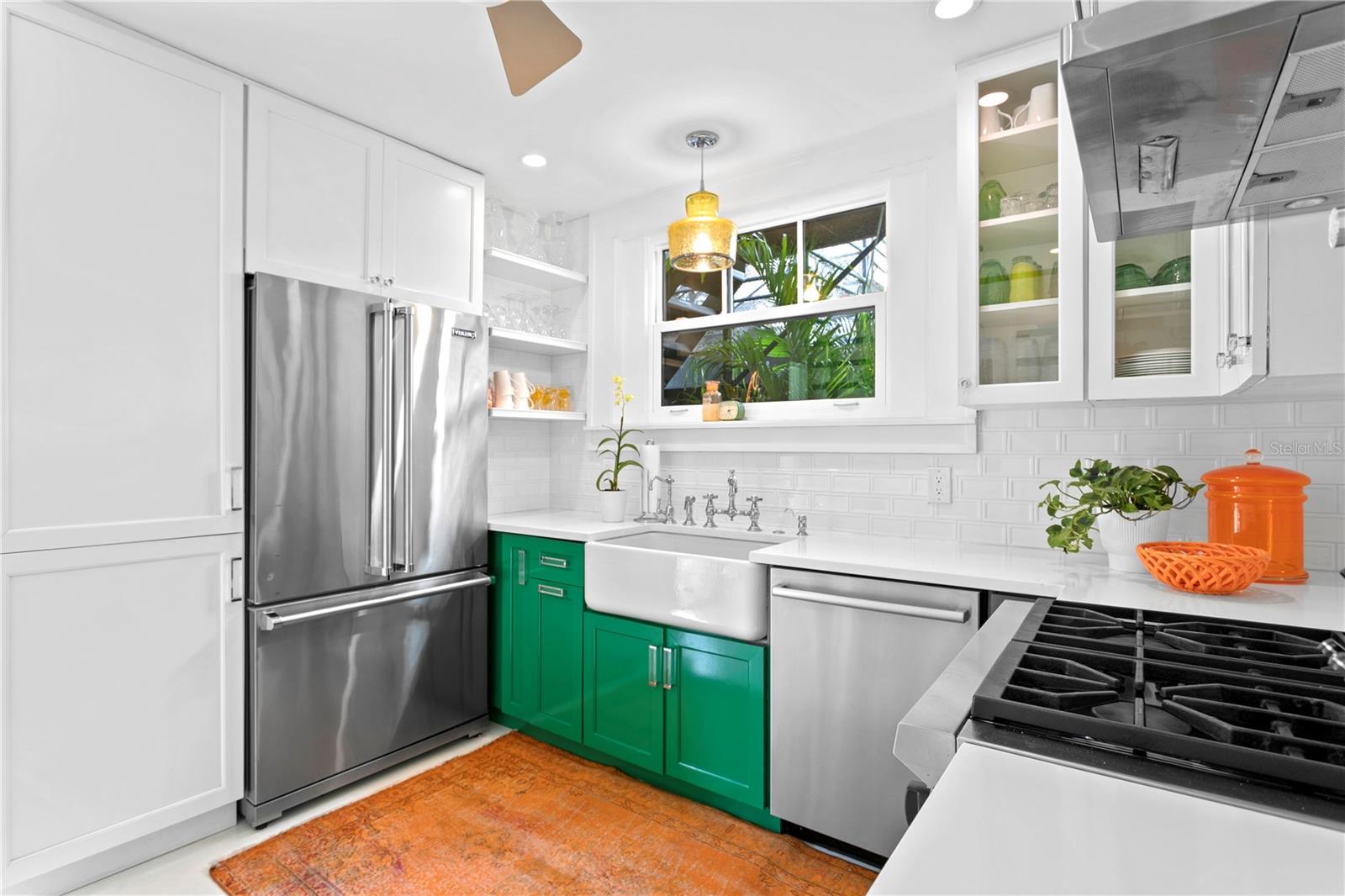 155 5TH AVE N, ST PETERSBURG, FL, 33701