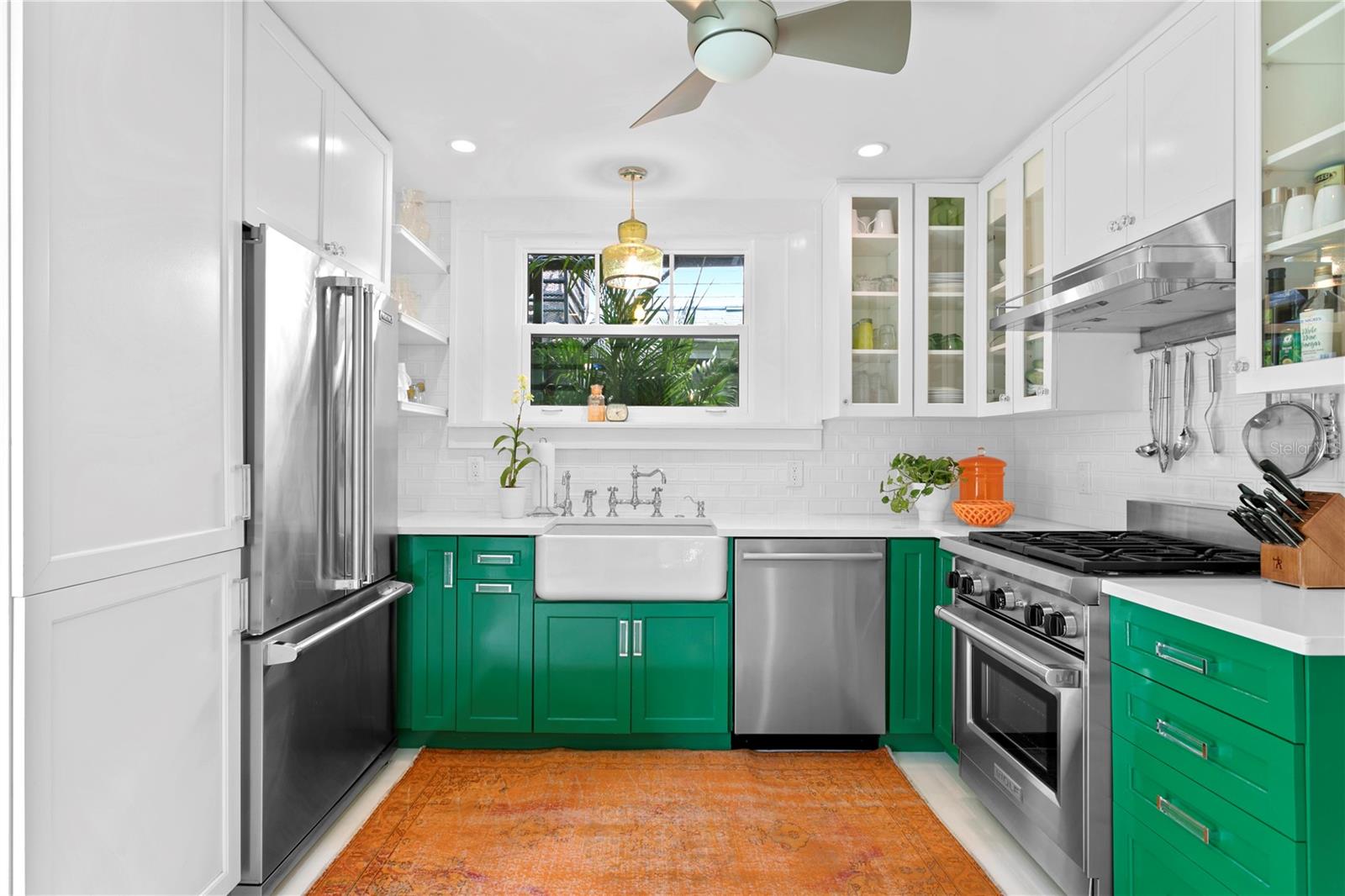 155 5TH AVE N, ST PETERSBURG, FL, 33701