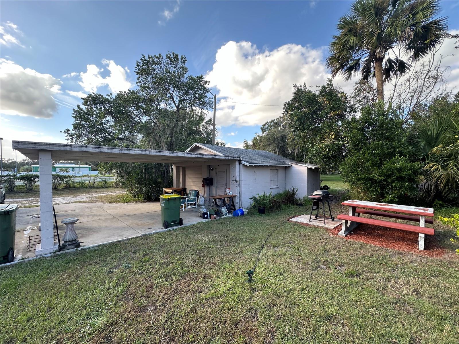 2342 SOUTH ST, LEESBURG, FL, 34748