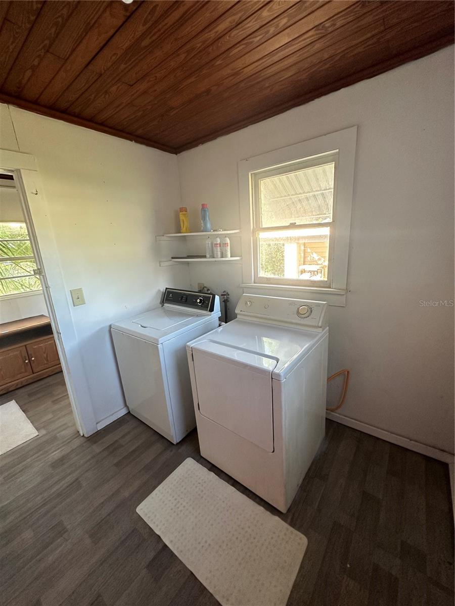 2342 SOUTH ST, LEESBURG, FL, 34748