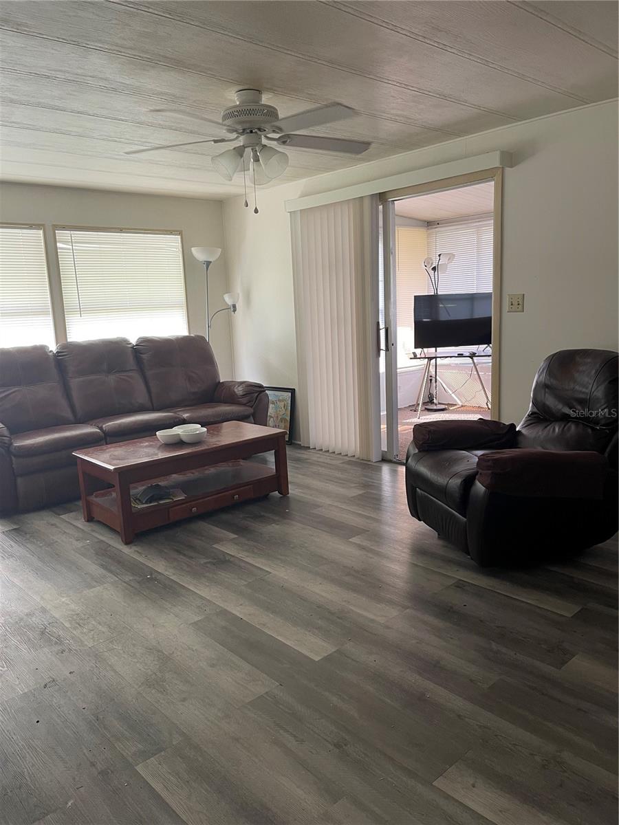 142 BIG OAK LANE, WILDWOOD, FL, 34785