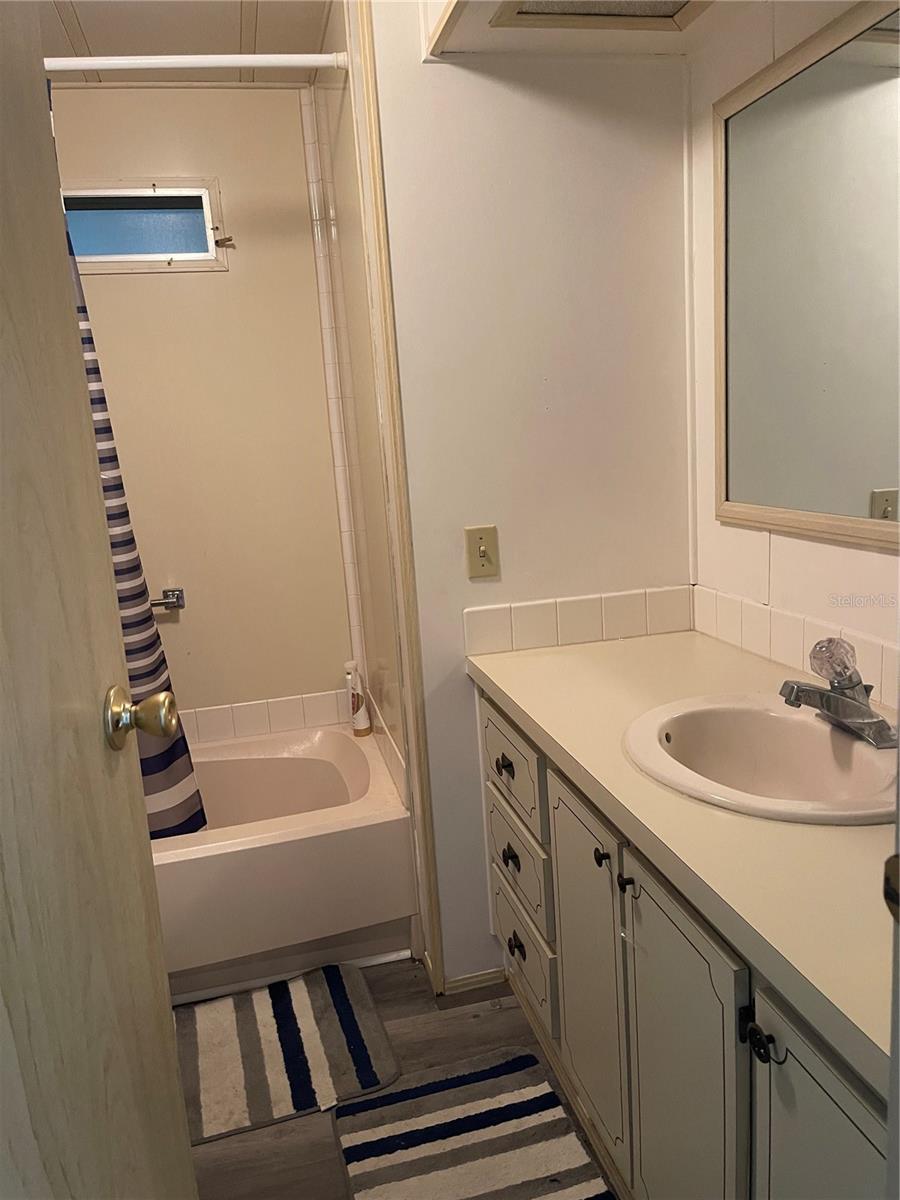 142 BIG OAK LANE, WILDWOOD, FL, 34785