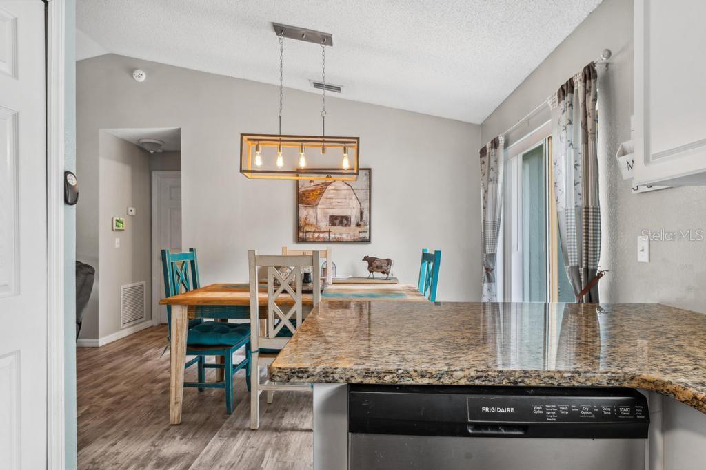 690 CHARLES AVE, ORANGE CITY, FL, 32763