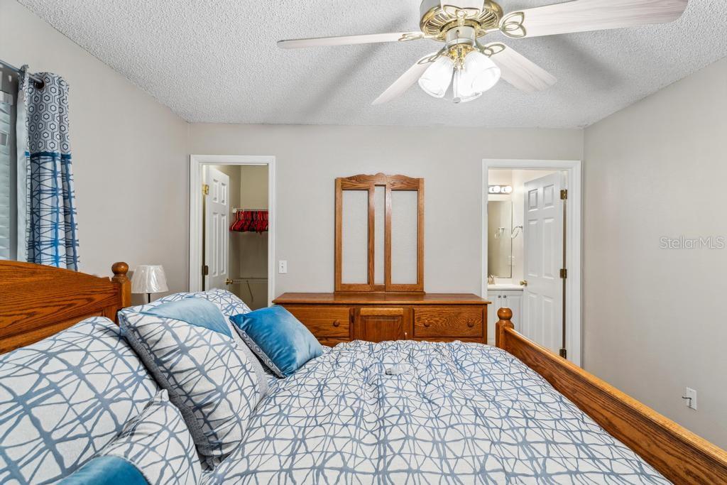 690 CHARLES AVE, ORANGE CITY, FL, 32763