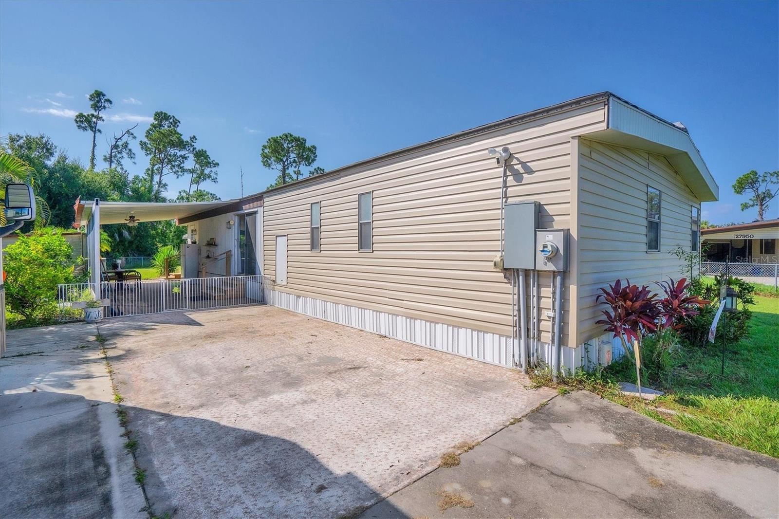 27940 LEATHERWOOD CIR, PUNTA GORDA, FL, 33950