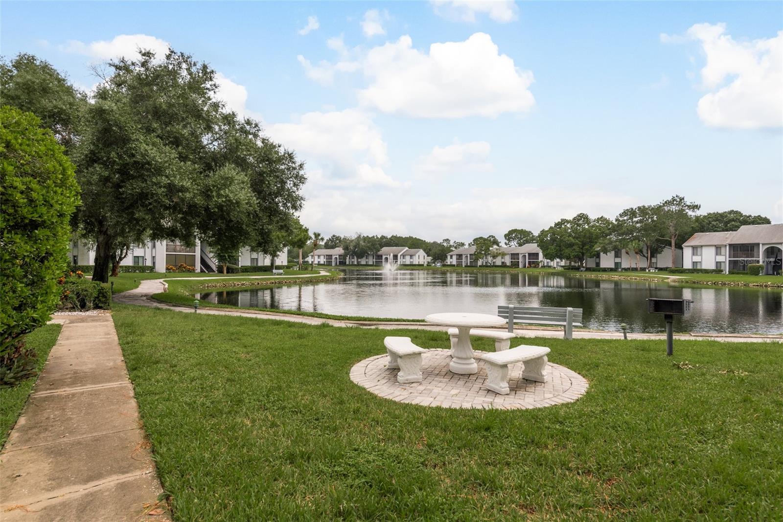 1207 PINE RIDGE CIR W #F1, TARPON SPRINGS, FL, 34688