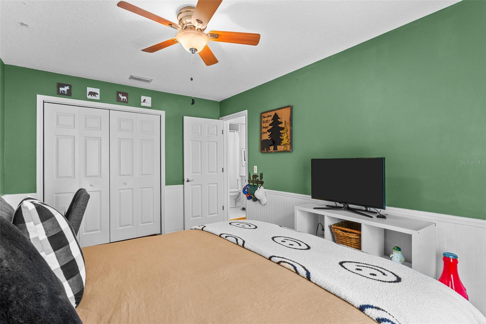 2715 W BAY AVE, TAMPA, FL, 33611