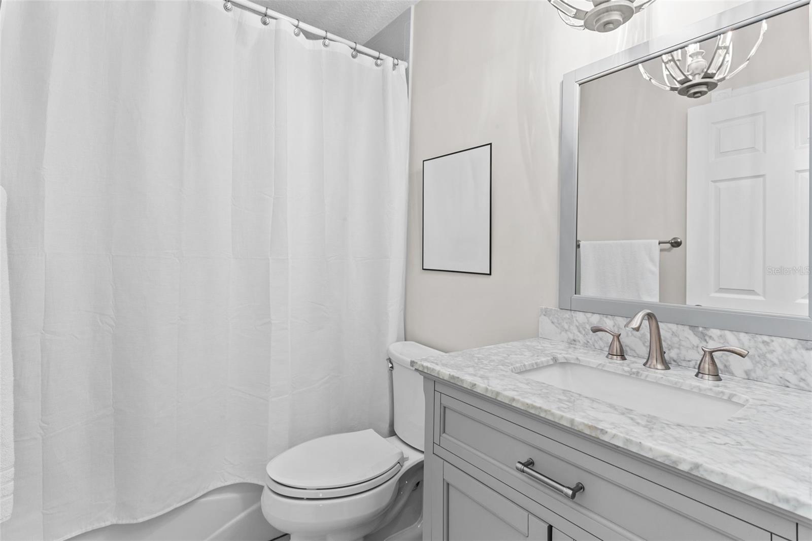 2715 W BAY AVE, TAMPA, FL, 33611