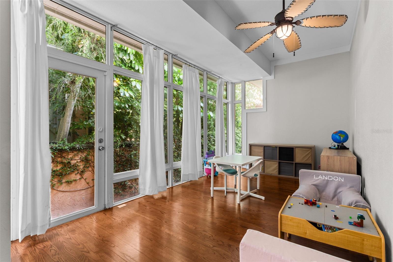 2715 W BAY AVE, TAMPA, FL, 33611