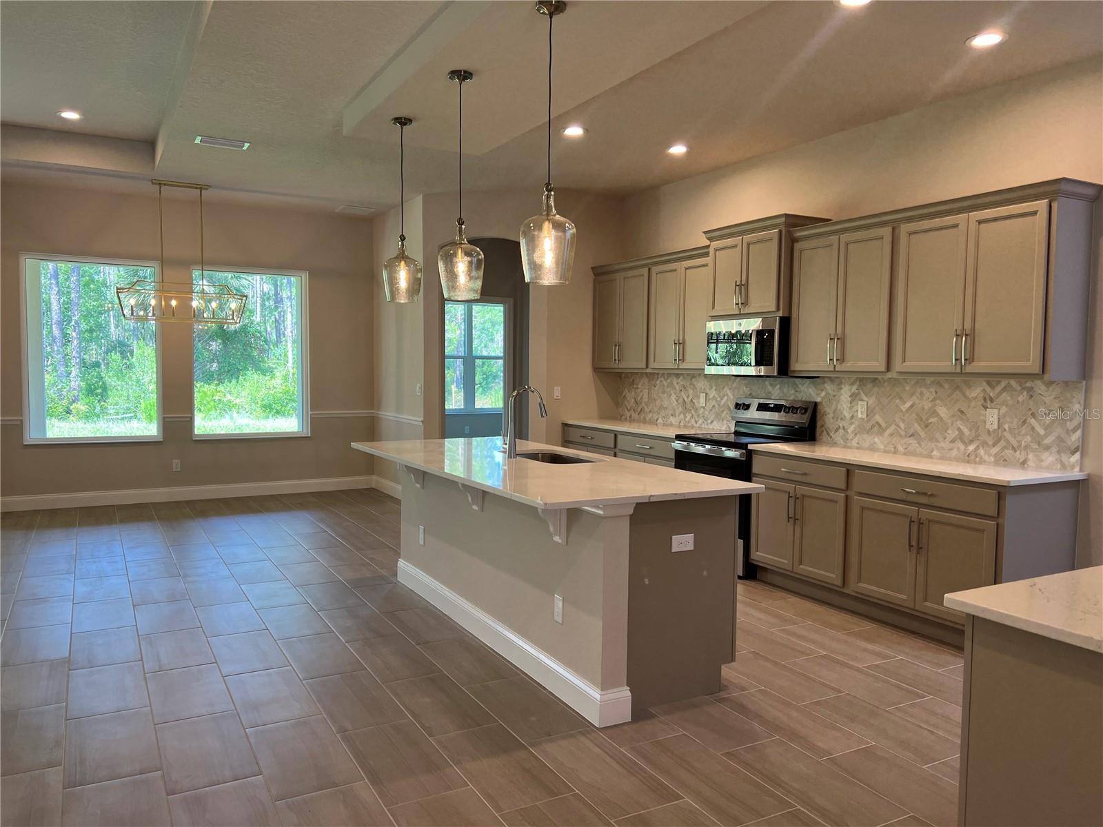 201 HAWTHORN AVE, PALM COAST, FL, 32164