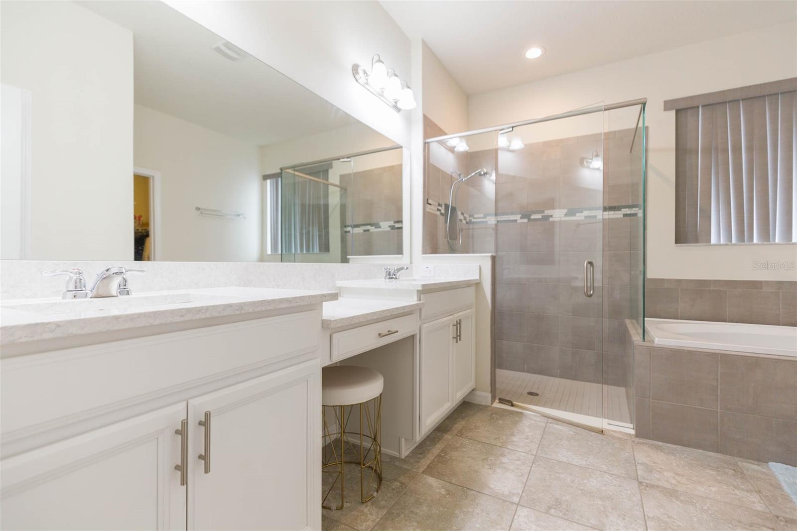 5056 SUNCATCHER DR, WESLEY CHAPEL, FL, 33545