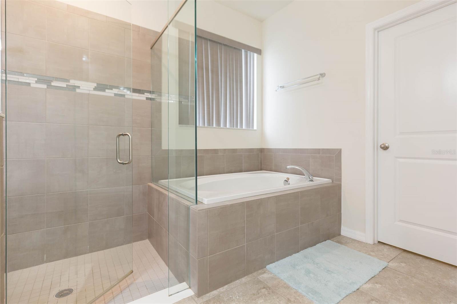 5056 SUNCATCHER DR, WESLEY CHAPEL, FL, 33545