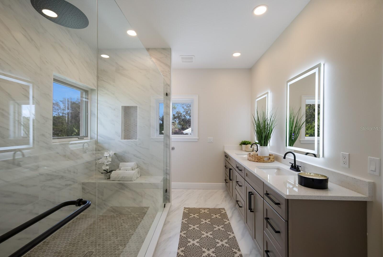 501 RECLINATA DR, LONGBOAT KEY, FL, 34228