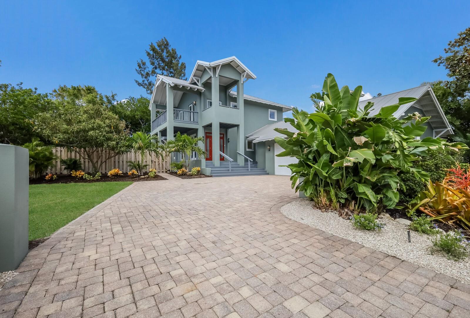 501 RECLINATA DR, LONGBOAT KEY, FL, 34228