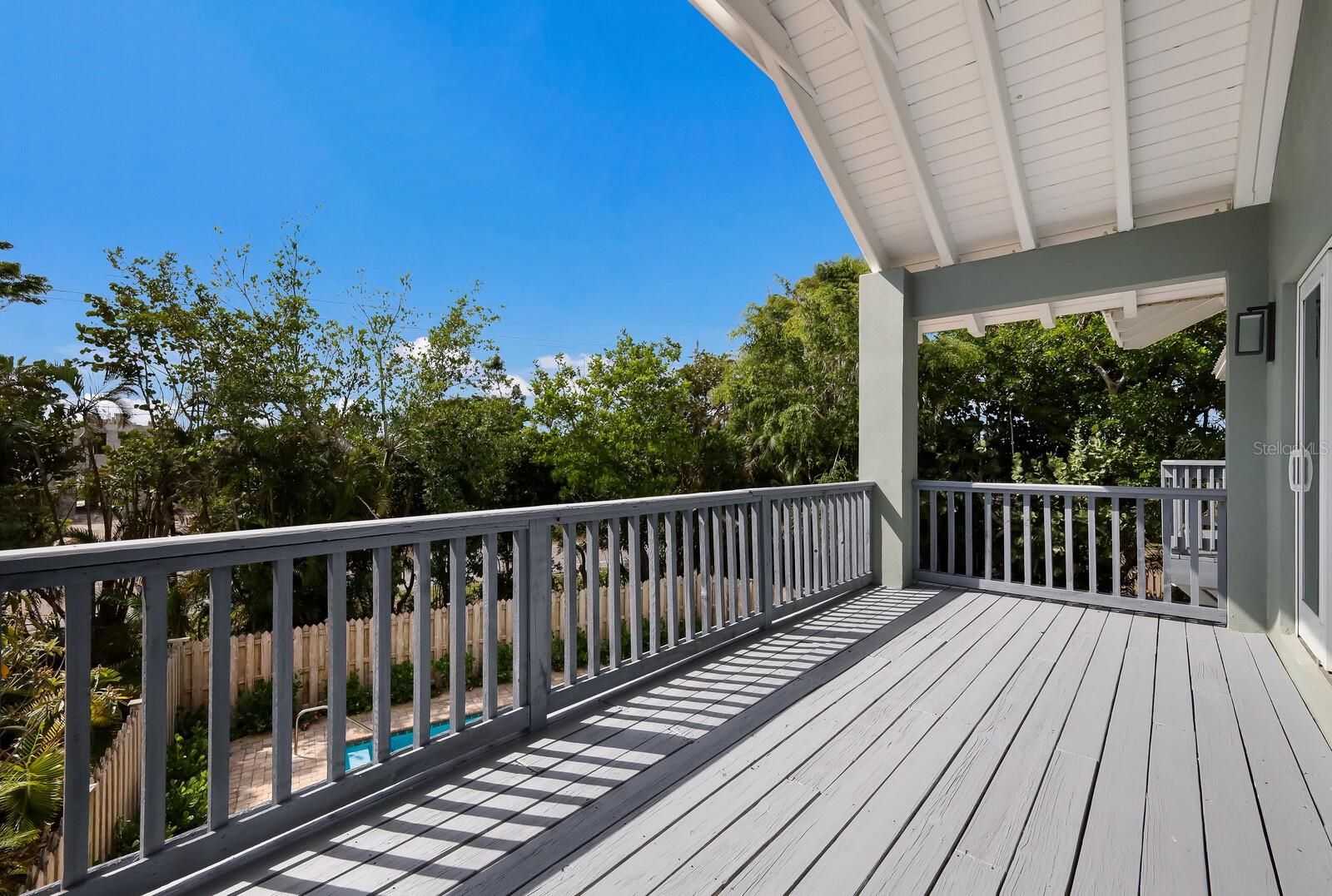 501 RECLINATA DR, LONGBOAT KEY, FL, 34228