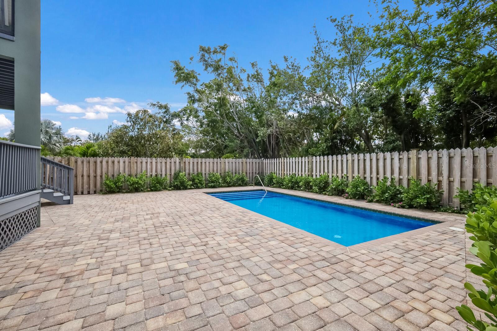 501 RECLINATA DR, LONGBOAT KEY, FL, 34228