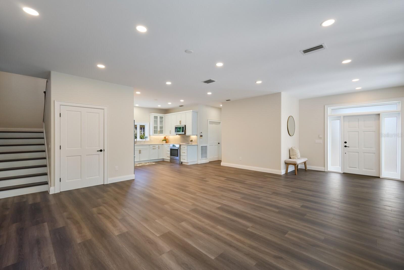 501 RECLINATA DR, LONGBOAT KEY, FL, 34228