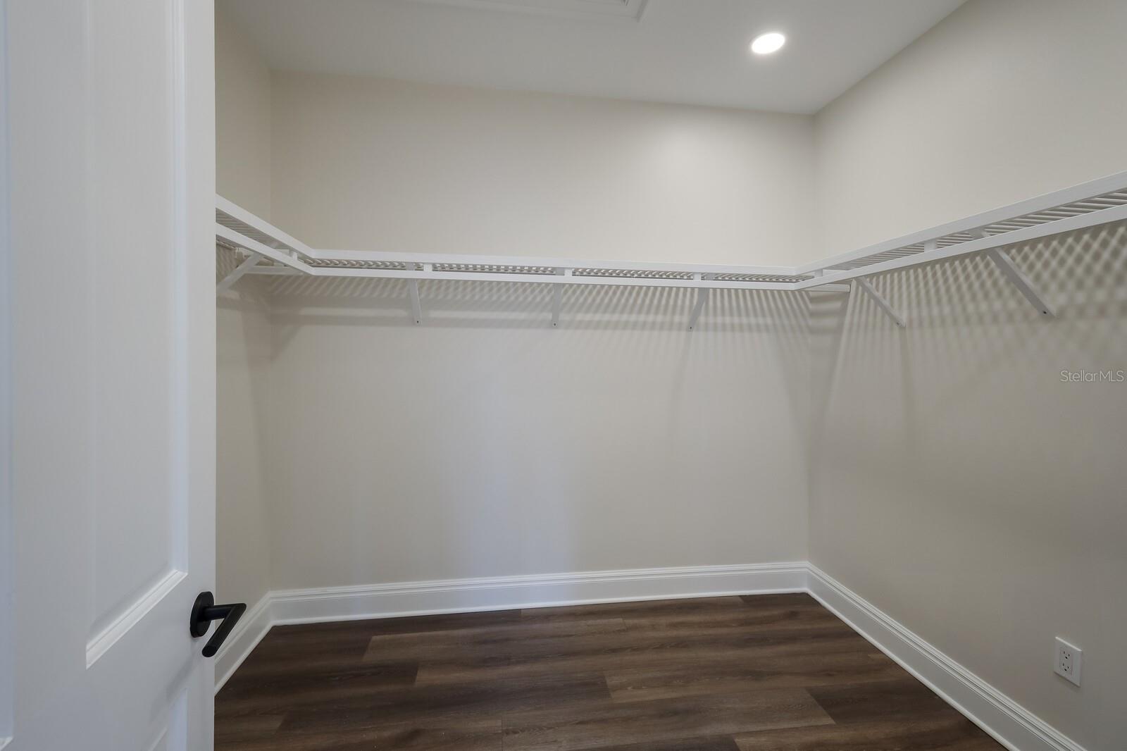 501 RECLINATA DR, LONGBOAT KEY, FL, 34228