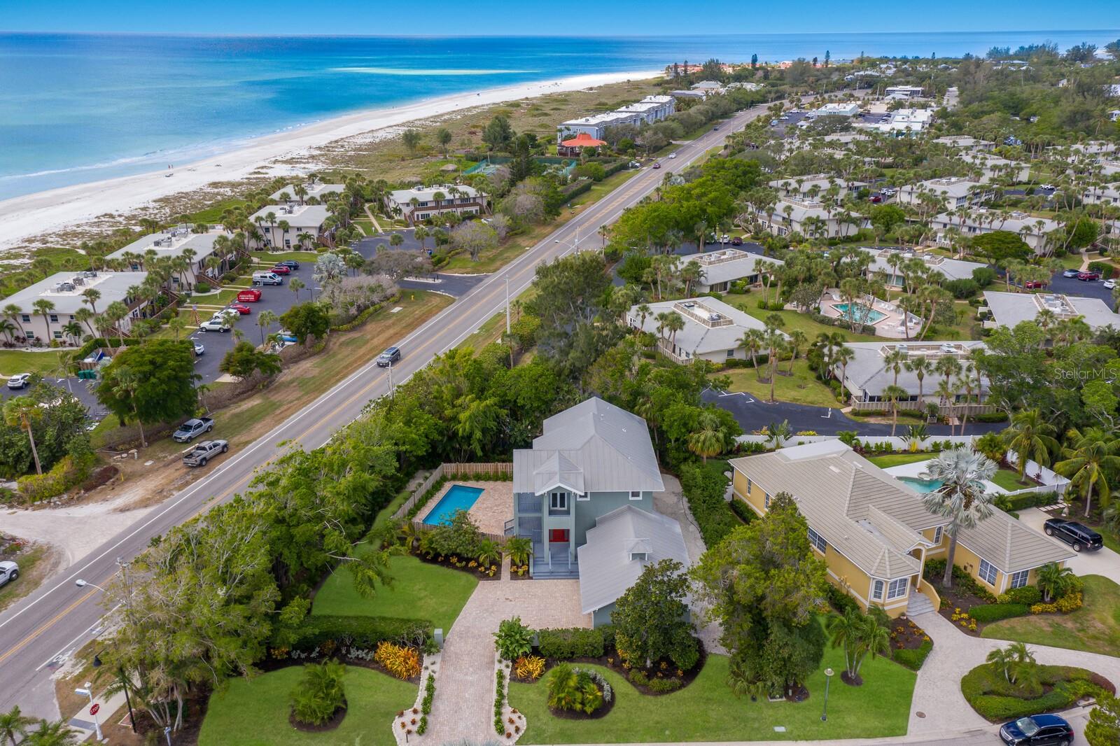 501 RECLINATA DR, LONGBOAT KEY, FL, 34228