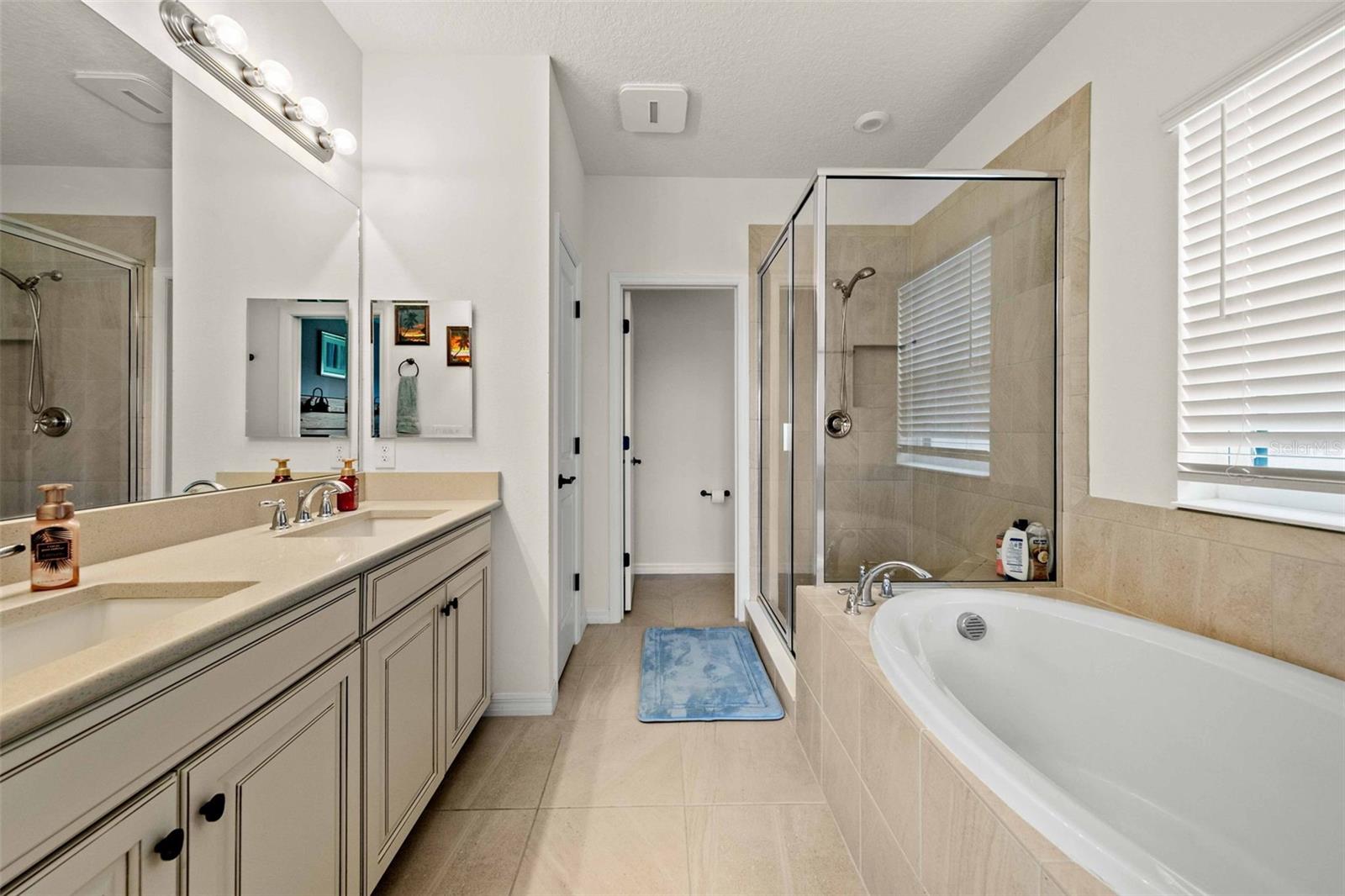 8262 VELDA TRL, SARASOTA, FL, 34241
