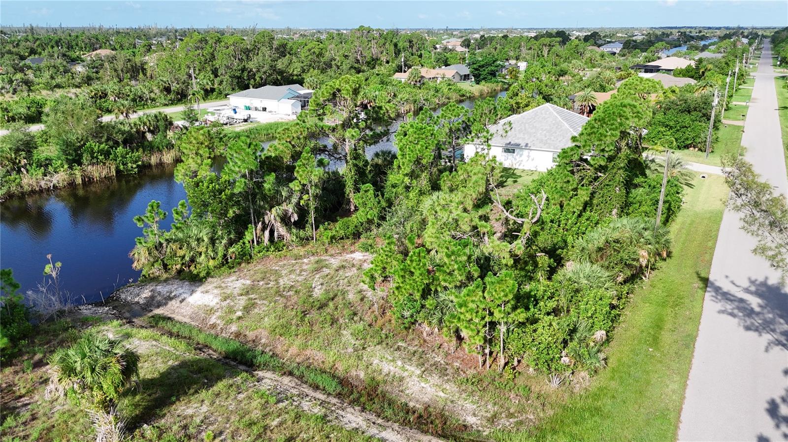 15640 ALDAMA CIR, PORT CHARLOTTE, FL, 33981