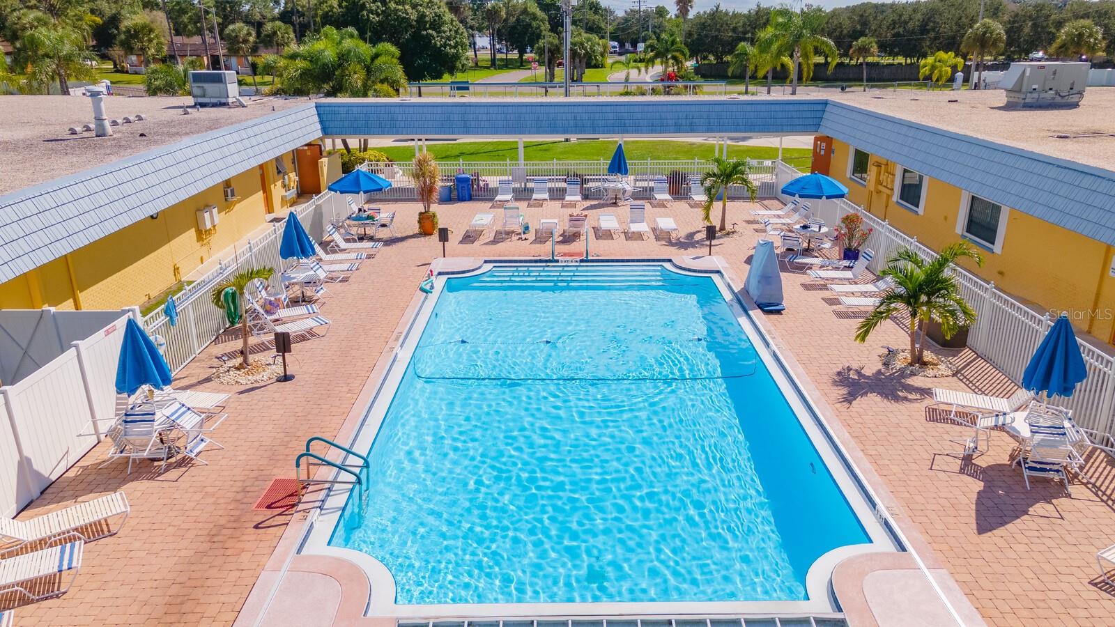 133 E SAINT ANNES CIR, APOLLO BEACH, FL, 33572