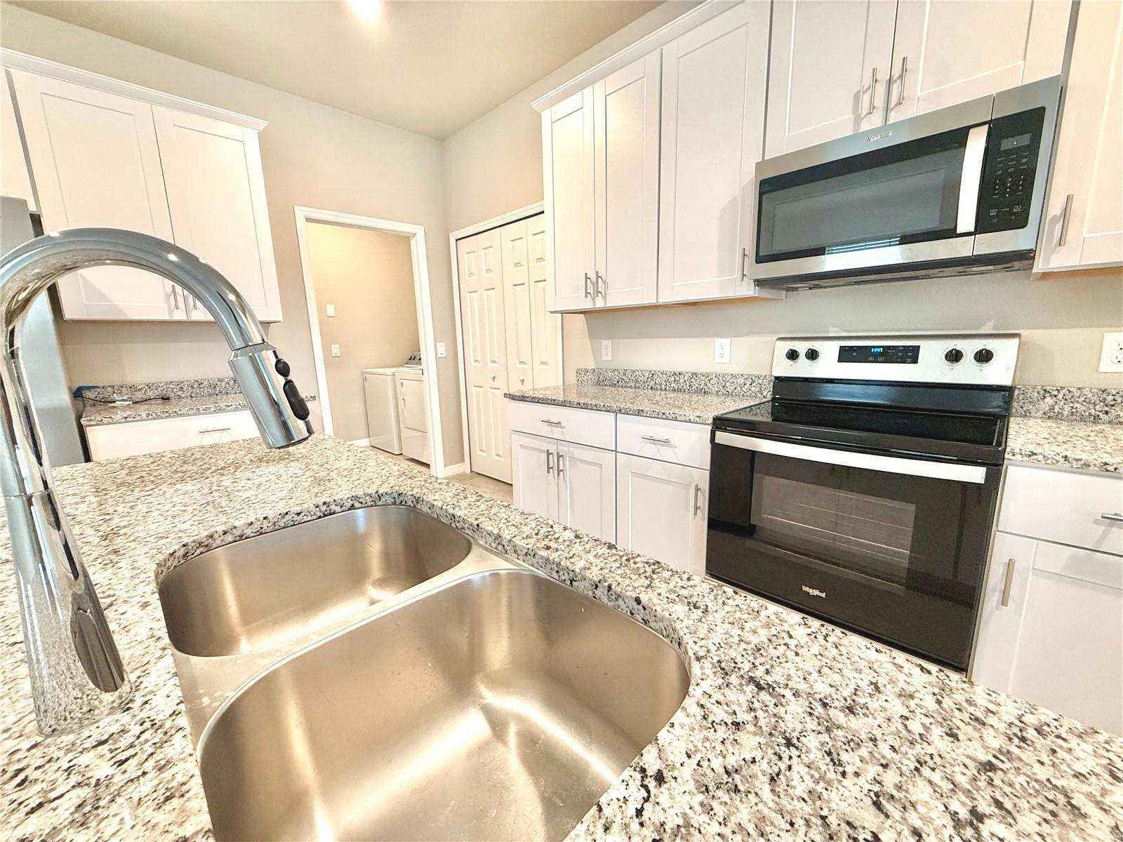 2269 MYSTIC MAZE LN, MINNEOLA, FL, 34715
