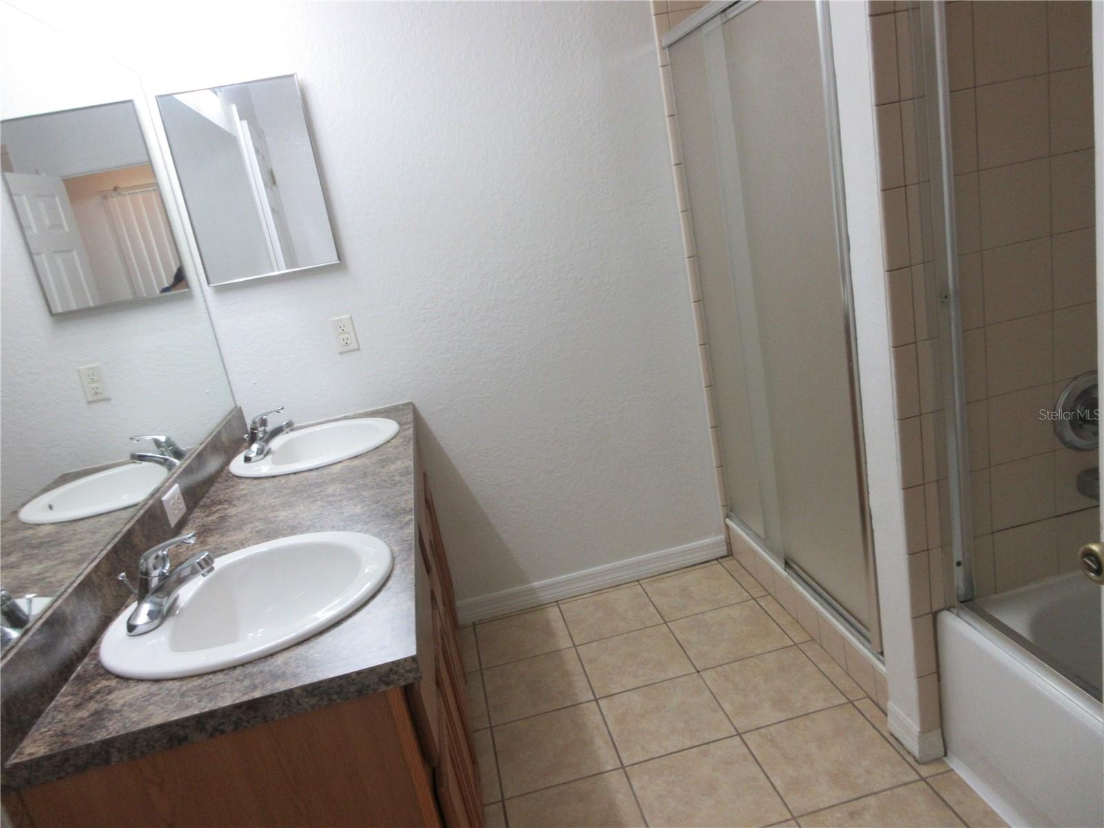 623 MARION OAKS LN, OCALA, FL, 34473