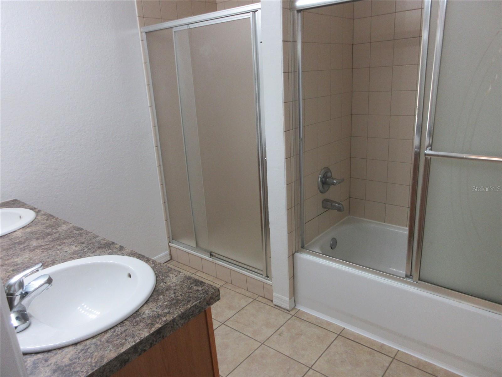 623 MARION OAKS LN, OCALA, FL, 34473