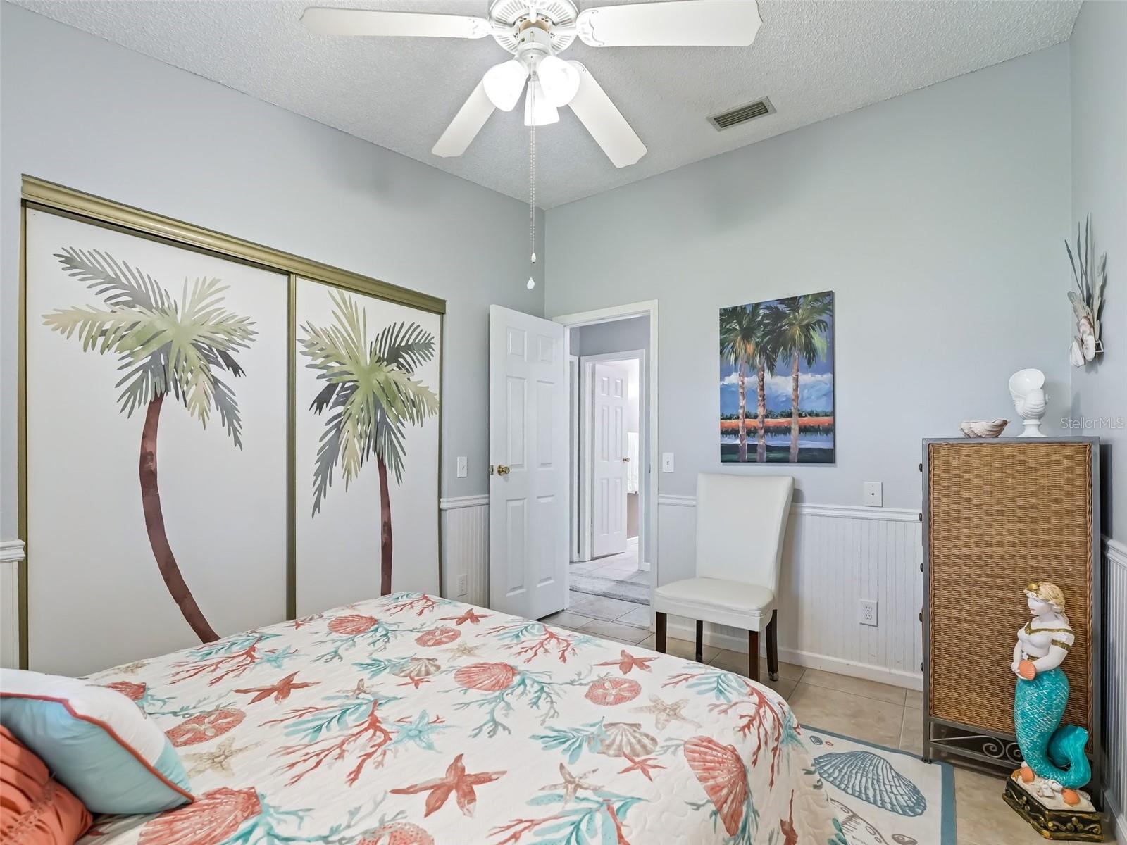 705 HEATHROW AVE, LADY LAKE, FL, 32159