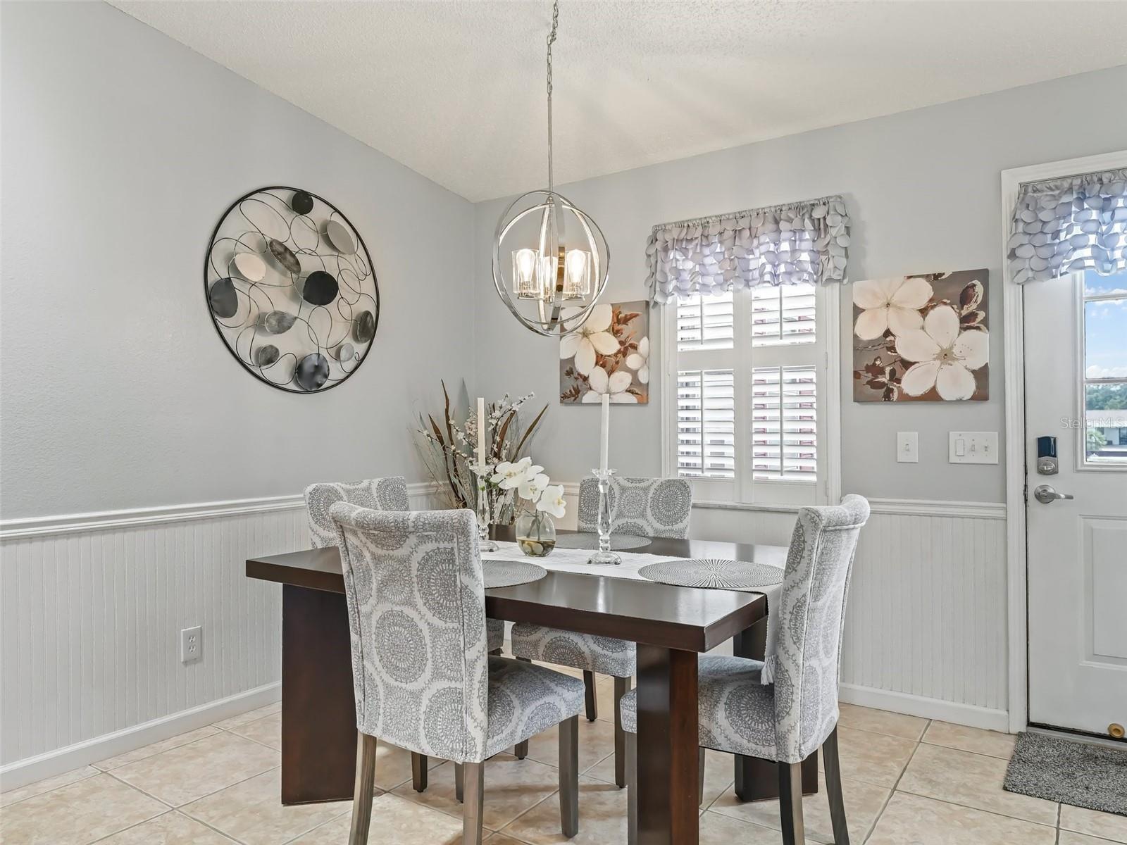 705 HEATHROW AVE, LADY LAKE, FL, 32159