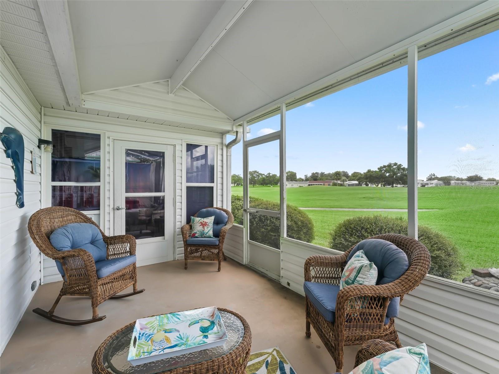 705 HEATHROW AVE, LADY LAKE, FL, 32159