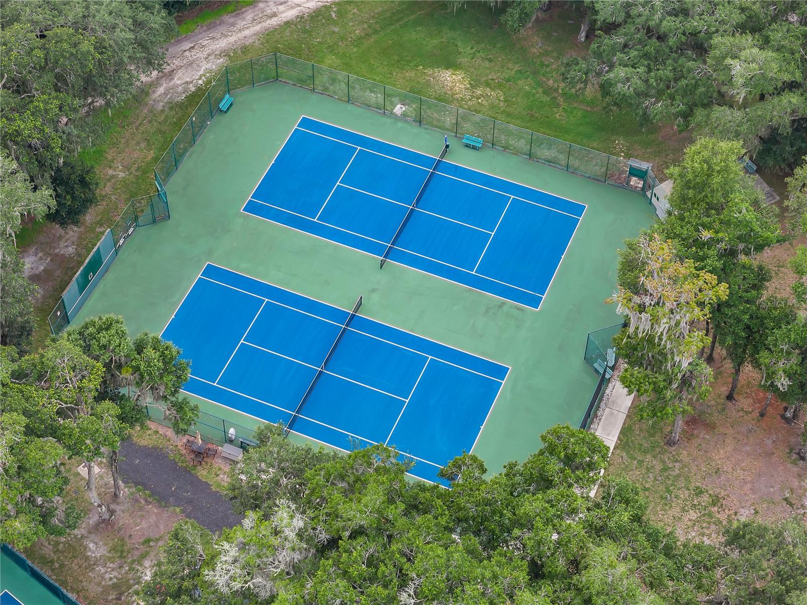 O6231287 Property Photo