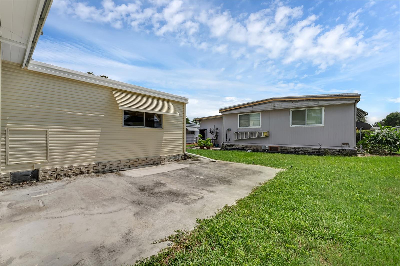 O6231287 Property Photo